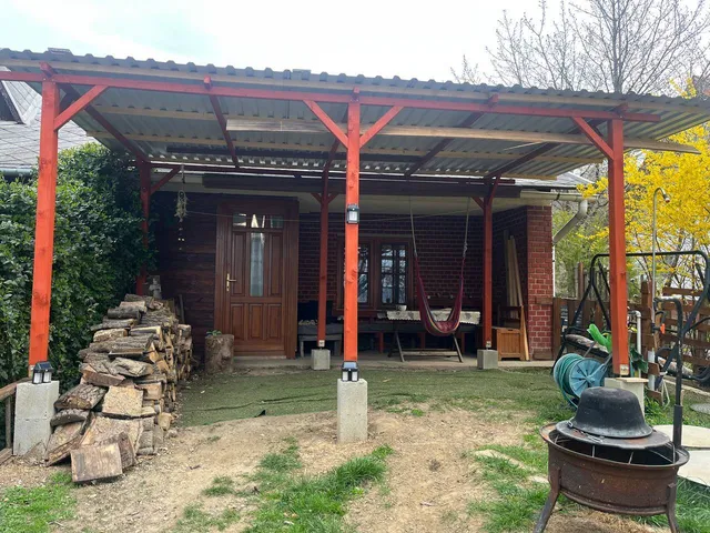 Eladó ház Piliscsév 50 nm