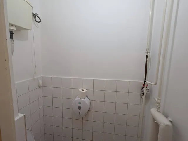 Eladó kereskedelmi és ipari ingatlan Dorog 61 nm