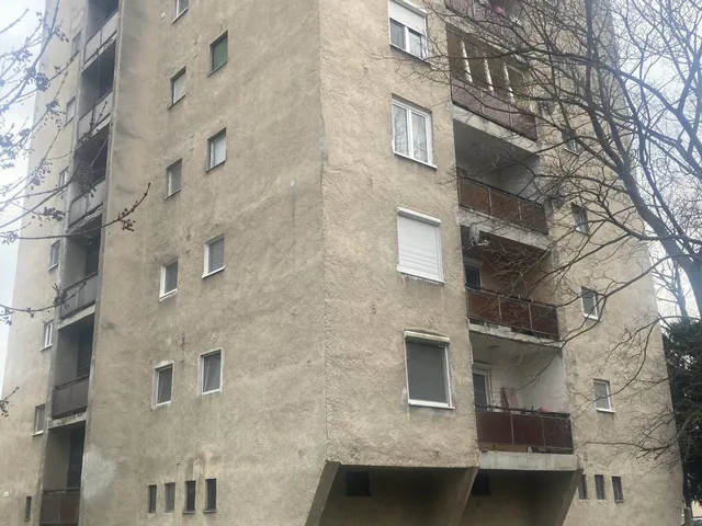 Eladó lakás Nyergesújfalu 53 nm