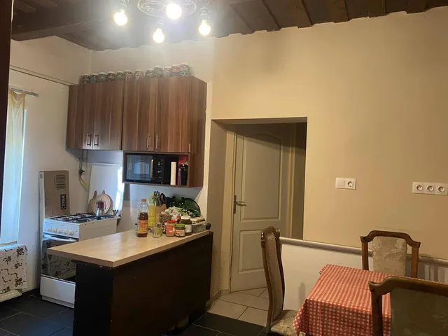 Eladó ház Piliscsév 82 nm