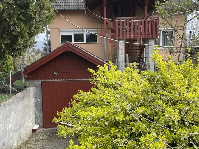 Eladó ház Pilisvörösvár 253 nm