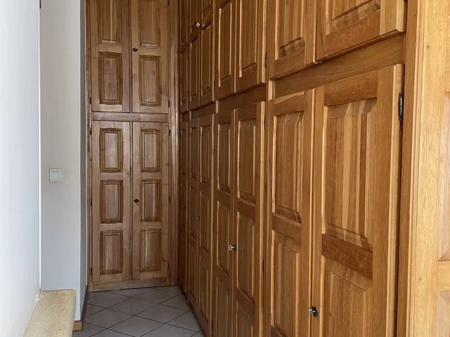 Eladó ház Budapest III. kerület 290 nm