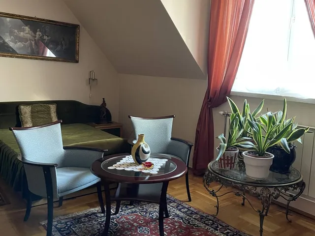 Eladó ház Budapest III. kerület 290 nm
