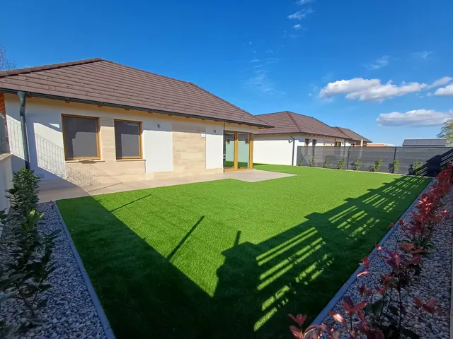 Kiadó ház Pilisvörösvár 100 nm