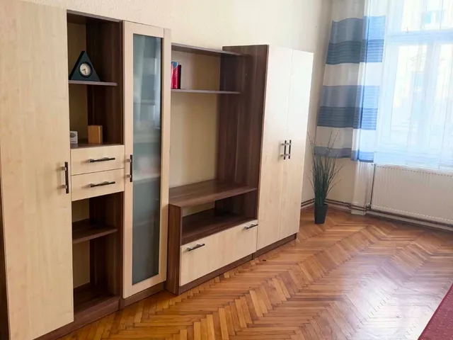 Kiadó lakás Budapest VI. kerület 52 nm