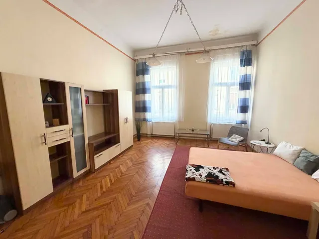 Kiadó lakás Budapest VI. kerület 52 nm