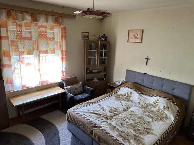 Eladó ház Hetes 87 nm