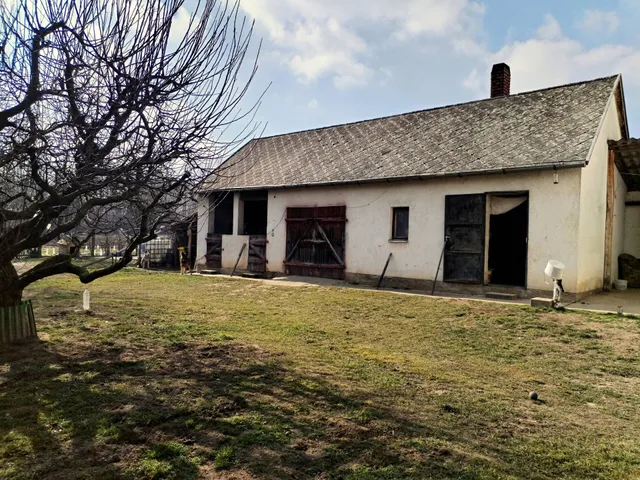 Eladó ház Mesztegnyő 137 nm