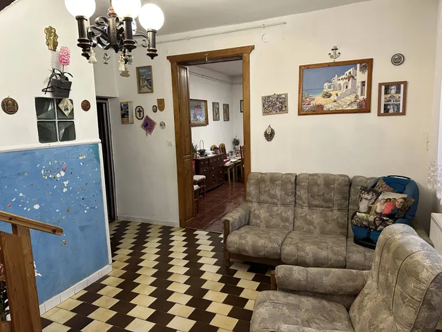 Eladó ház Somogyudvarhely 238 nm