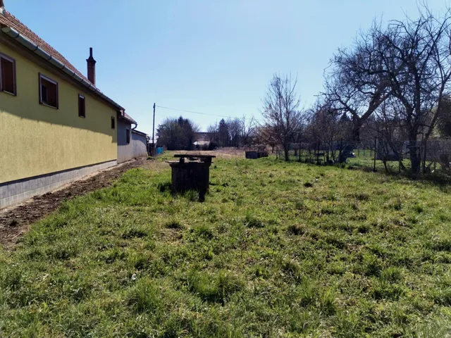 Eladó telek Marcali 1477 nm