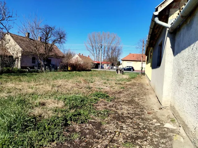 Eladó telek Marcali 1477 nm