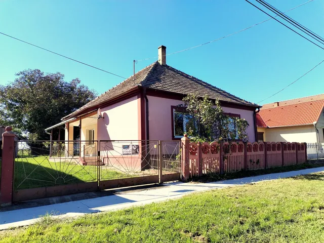 Eladó ház Sávoly 105 nm