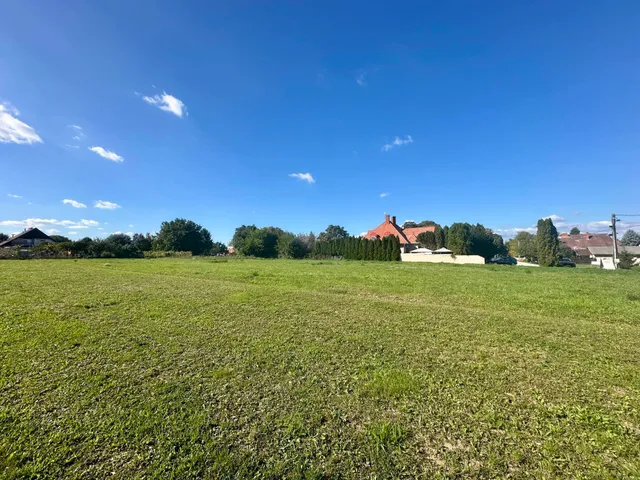 Eladó telek Balatonberény 1592 nm