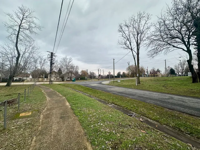 Eladó kereskedelmi és ipari ingatlan Balatonmáriafürdő 50 nm