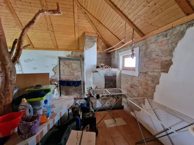 Eladó ház Miháld 190 nm