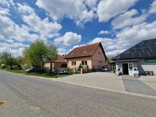 Eladó ház Miháld 190 nm