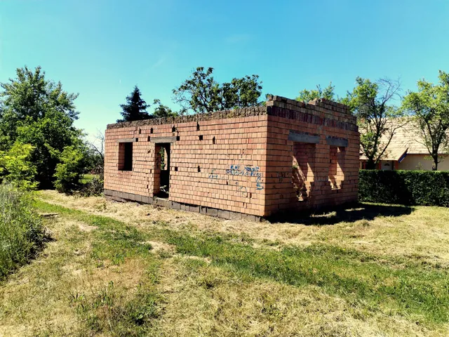 Eladó telek Hollád 2183 nm