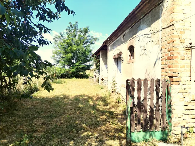 Eladó ház Balatonújlak 185 nm