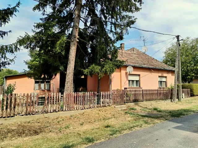 Eladó ház Nagyszakácsi 100 nm