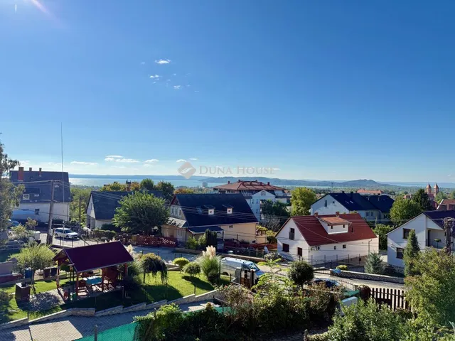 Eladó ház Balatonfüred 260 nm