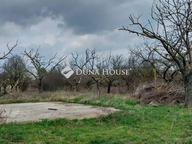 Eladó telek Aszófő 2054 nm