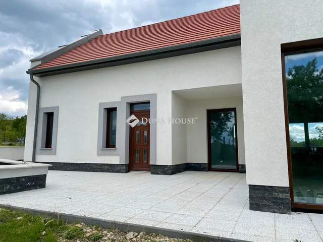 Eladó ház Balatonfüred 198 nm