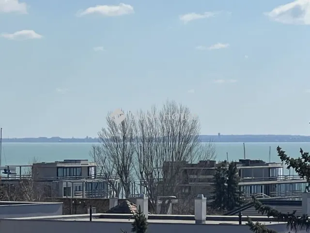 Eladó ház Balatonfüred 235 nm