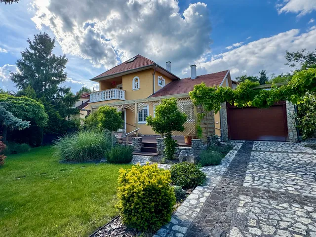 Eladó ház Balatonfüred 194 nm