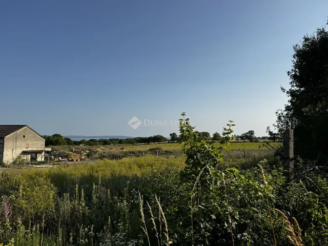 Eladó telek Aszófő 785 nm