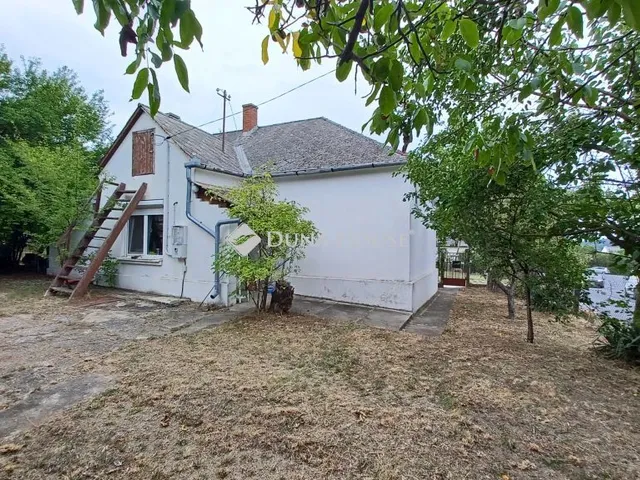 Eladó ház Balatonszőlős 68 nm