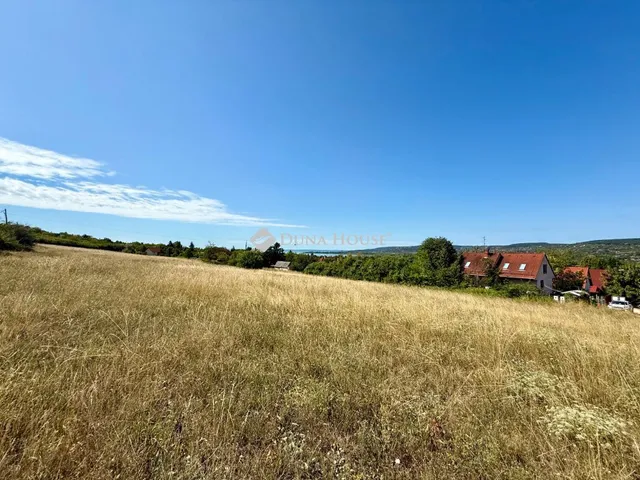 Eladó telek Balatonfűzfő 2220 nm
