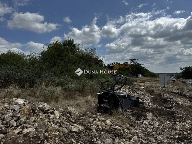 Eladó telek Balatonszőlős 711 nm