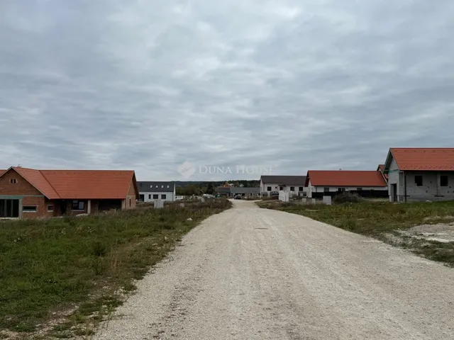 Eladó telek Tótvázsony 1049 nm