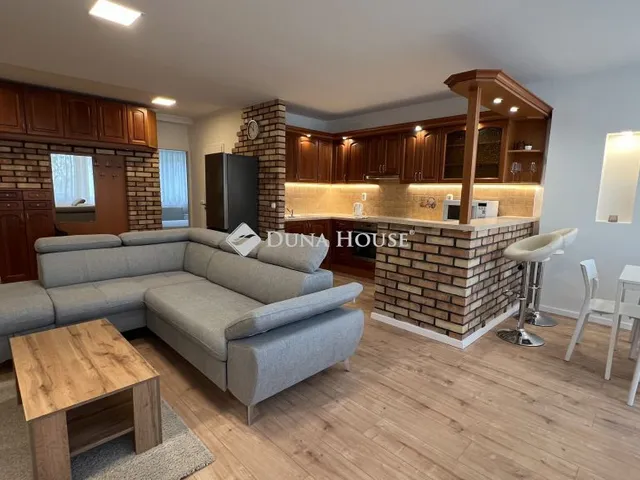 Kiadó lakás Balatonfüred 85 nm