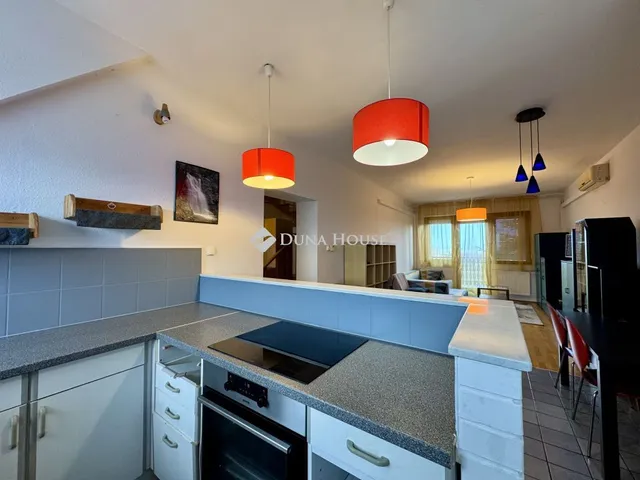 Eladó lakás Balatonfüred 81 nm