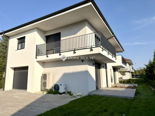 Eladó lakás Balatonfüred 99 nm