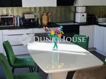 Eladó lakás Balatonfüred 81 nm