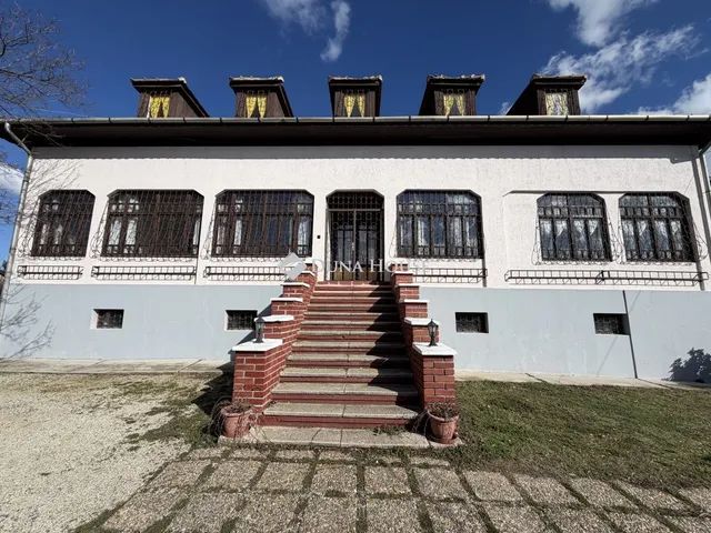 Eladó ház Balatonalmádi 599 nm