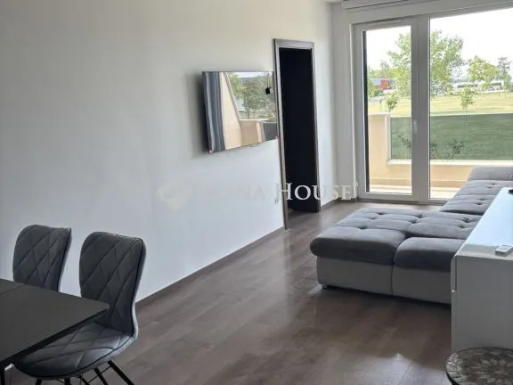 Eladó lakás Zamárdi 48 nm