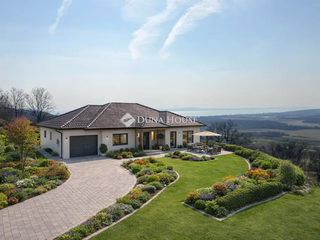 Eladó telek Balatoncsicsó 3573 nm