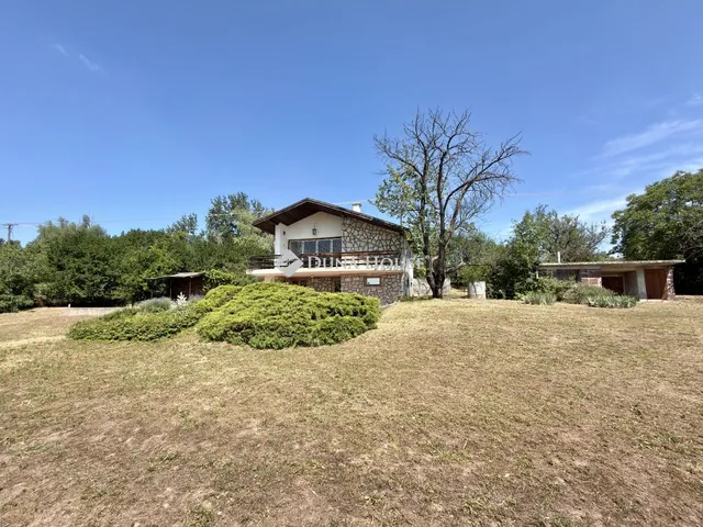 Eladó telek Lovas 9784 nm