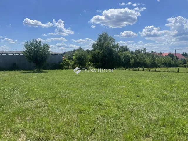 Eladó telek Cserszegtomaj 1833 nm