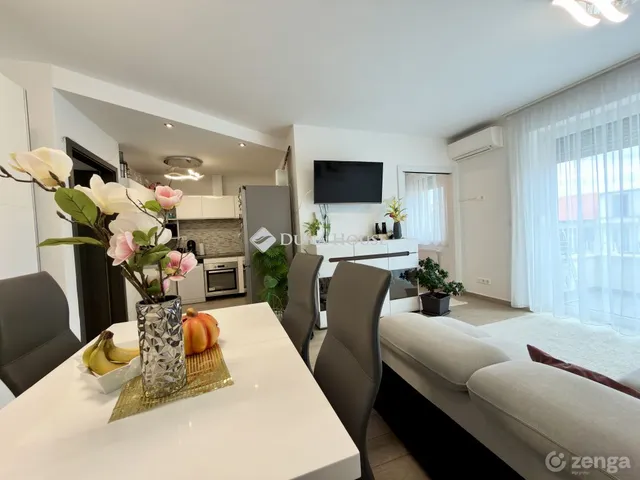 Eladó lakás Balatonfüred 57 nm