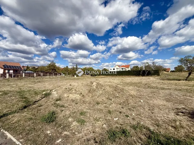 Eladó telek Balatonfüred 1143 nm