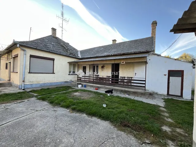 Eladó ház Uszód 95 nm