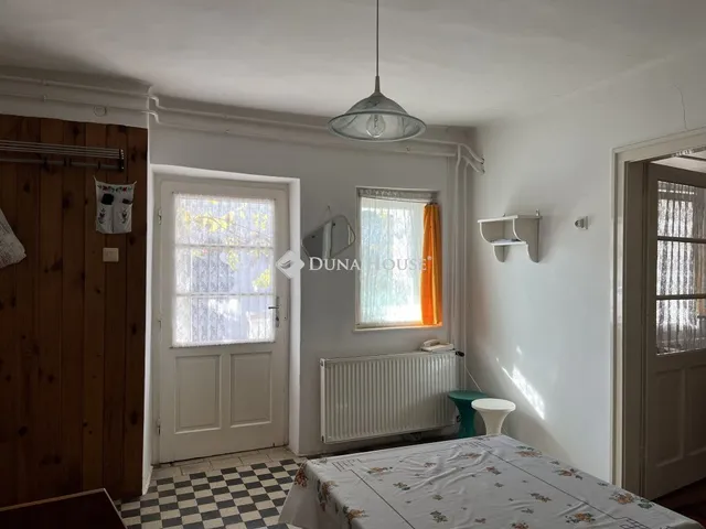 Eladó ház Paks, Fecske utca 75 nm