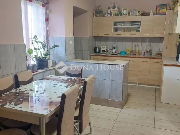 Eladó ház Sárszentlőrinc 97 nm