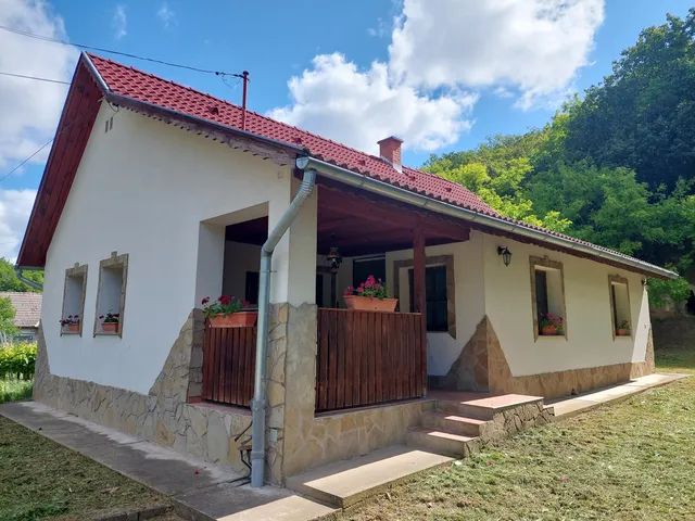 Eladó ház Ozora 64 nm