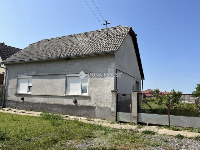 Eladó ház Dunaszentgyörgy 56 nm