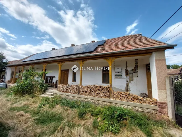 Eladó ház Kisszékely 77 nm